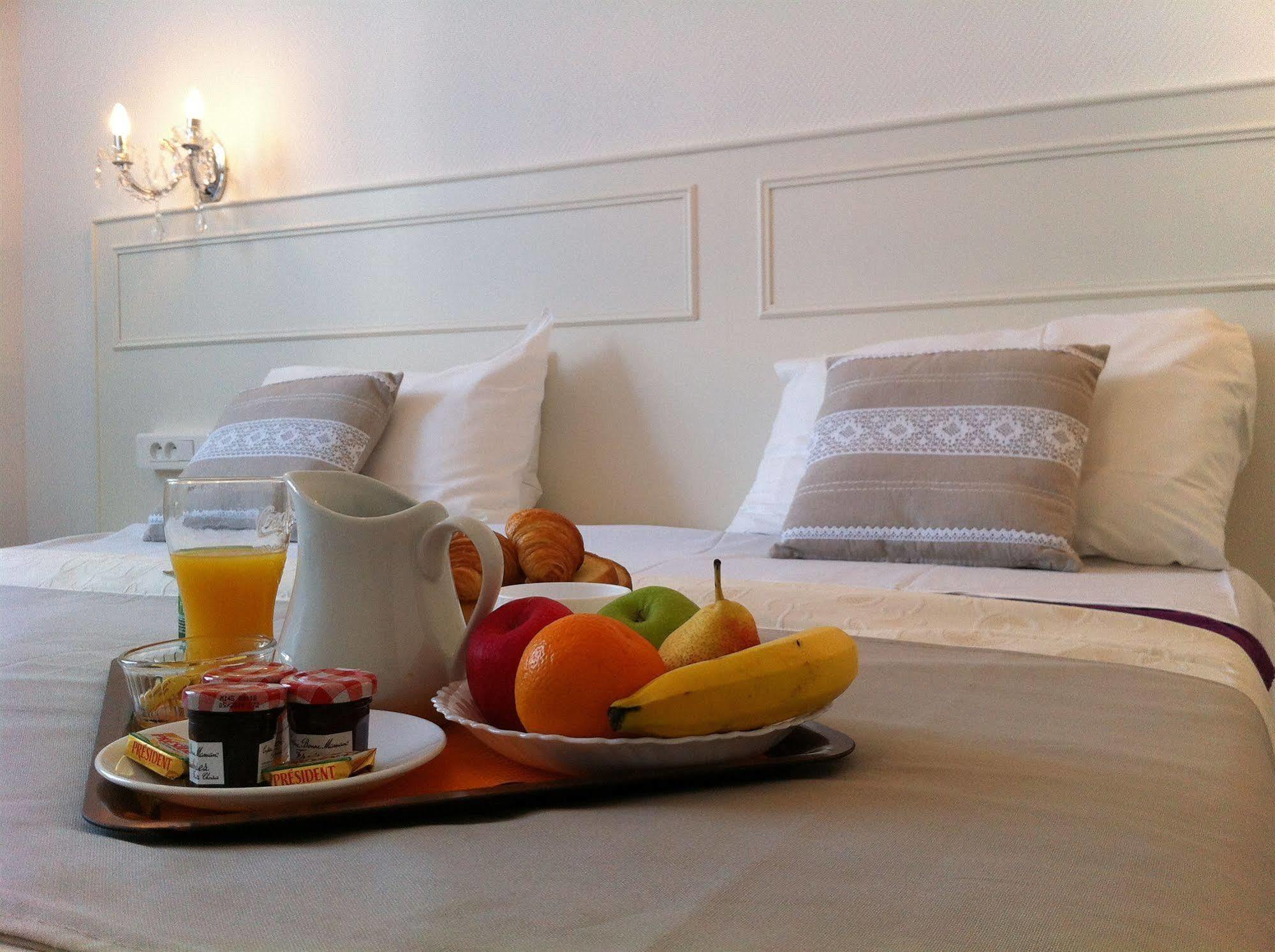 Abalys Hotel Брест Екстер'єр фото